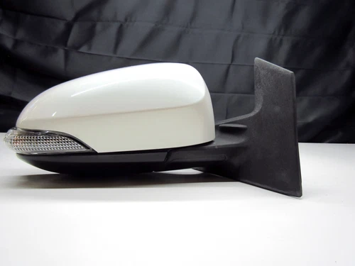 Toyota Prius C Genuine RH Side Outer Rear View Wing Door Mirror Aqua NHP10 JDM