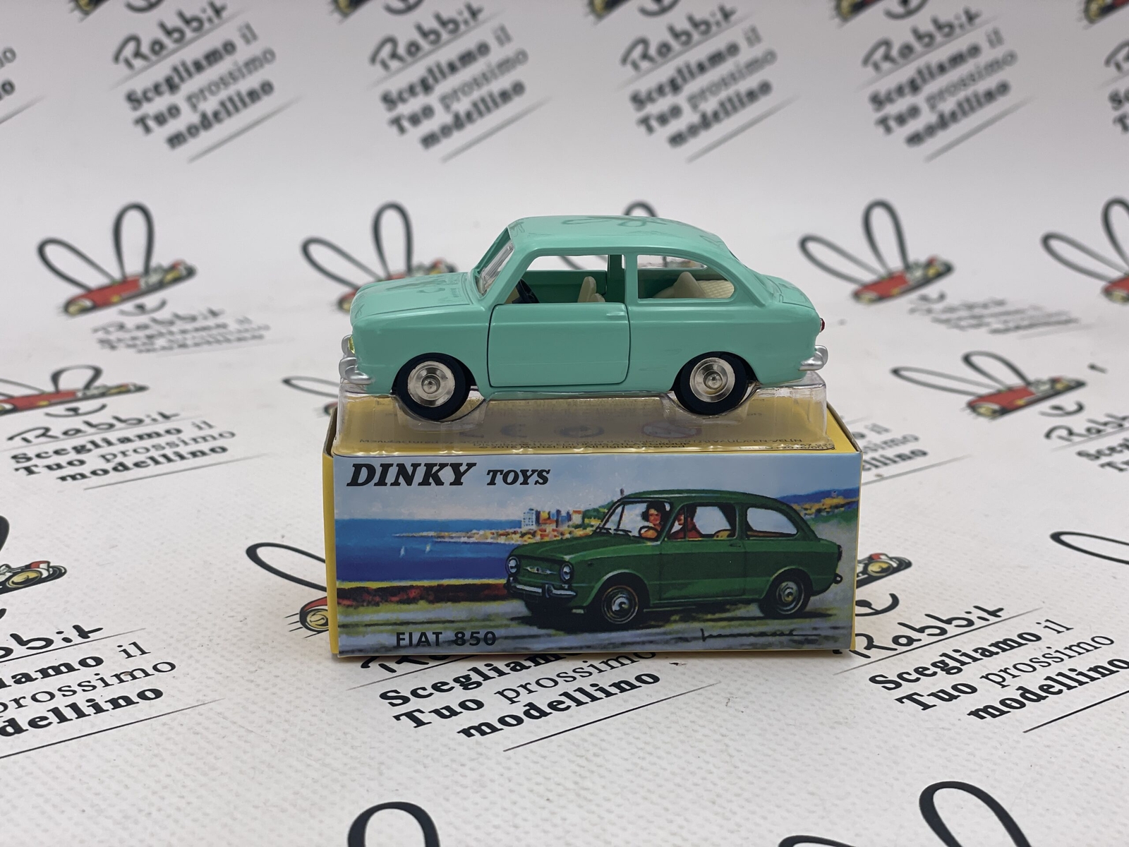 Dinky 509, Fiat 850 - Free Price Guide & Review