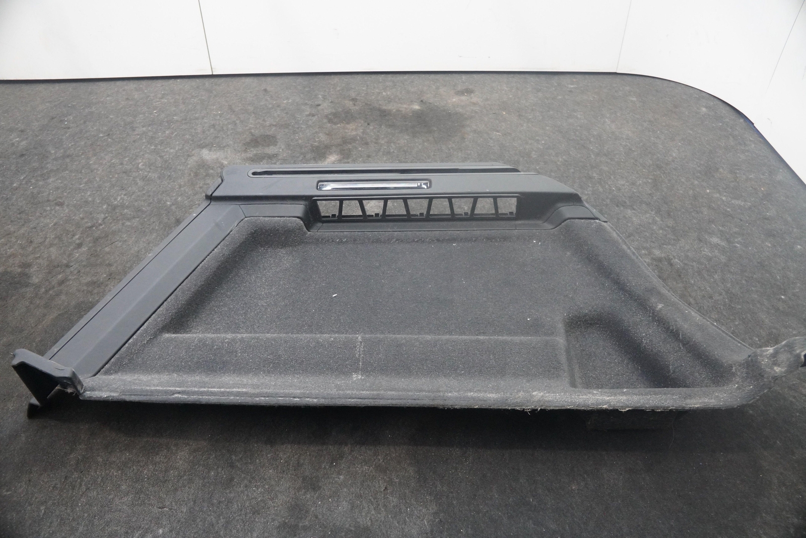 Rear Right Trunk Compartment Quarter Trim Panel 4ML863880 Lamborghini Urus 19-24