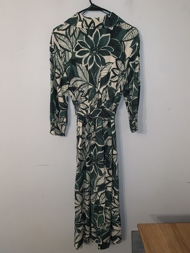 Zara Green & White Floral Button Up Wrap Style Floaty Midi Maxi Dress. Size XS - Picture 6 of 6