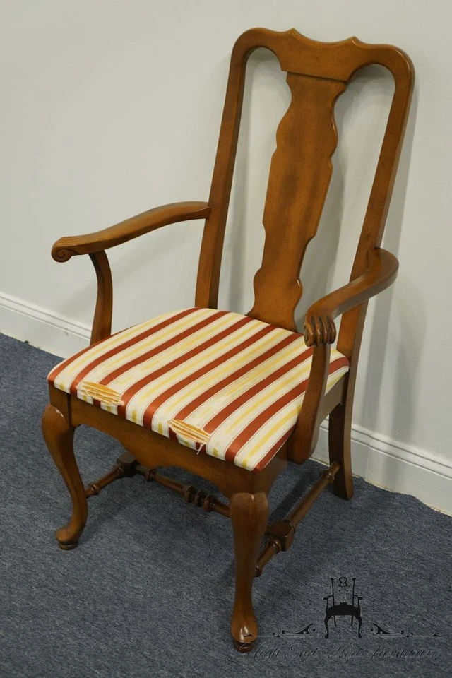 BROYHILL FURNITURE Solid Cherry Traditional Style Dining Arm Chair 7885-81 - Image 2 of 4