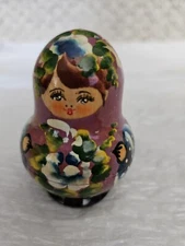 Vintage Hand Painted Russian Nesting Dolls, Beautiful 5 piece set Signed