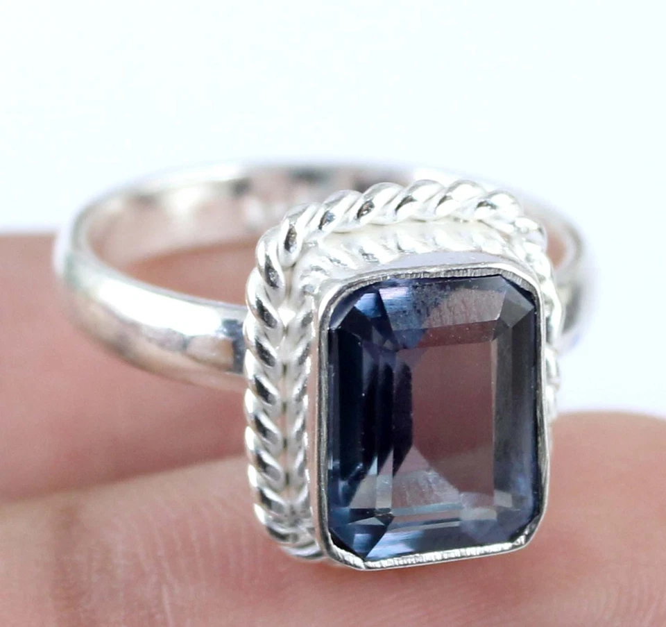 Certificato Naturale Colore Cangiante Zaffiro 7.45 Carato Smeraldo Taglio Gemma - Immagine 4 di 4