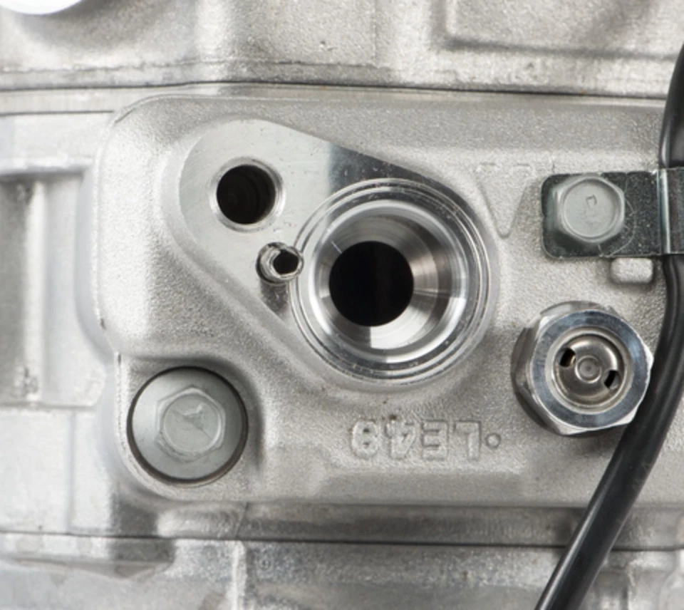 Compresor de aire acondicionado Four Seasons 198367 para modelos BMW seleccionados 09-19 Foto 2 de 4