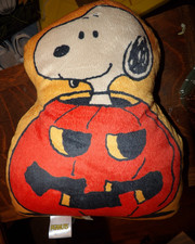 Peanuts SNOOPY Cut-Out Sherpa 12 inch Pillow SNOOPY PUMPKIN  HALLOWEEN 2024