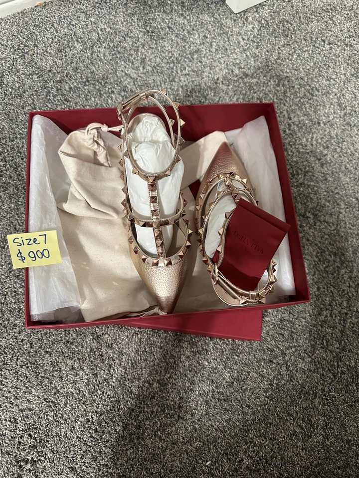 Zapatos planos Valentino para mujer Rockstud punta talla 37 color dorado Foto 3 de 3