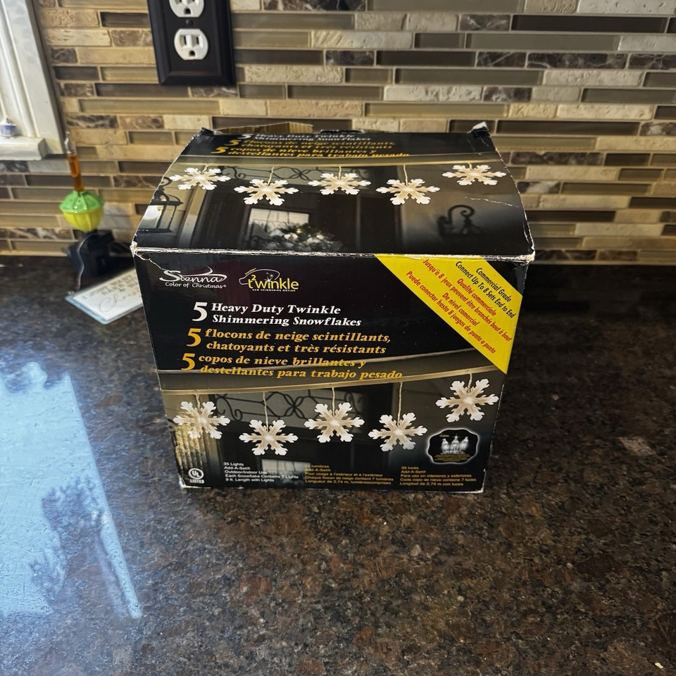 5 Heavy duty Twinkle Hanging Snowflakes 35 Lights Indoor/out Holiday ...