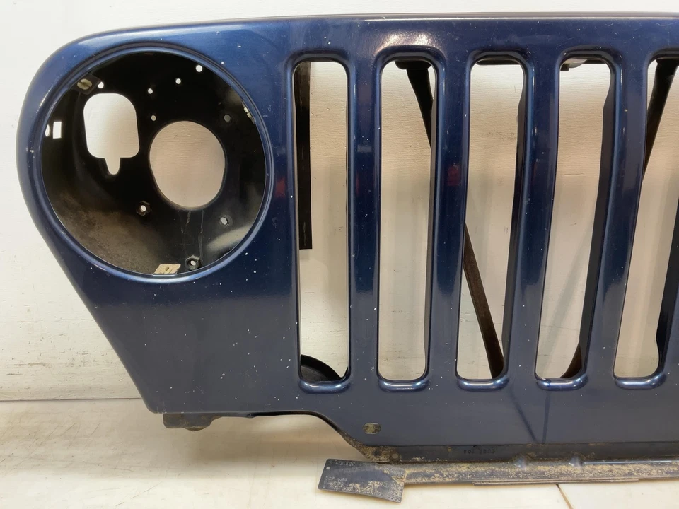 Jeep TJ Wrangler OEM Front Grille Shell Patriot Blue PBT 1998 1999-2006 066012 - Image 4 of 4