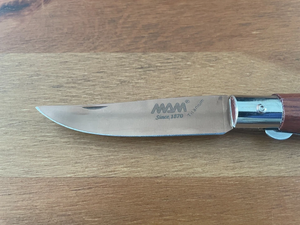 3.54" Portugués Navaja MAM Alemán Acero AISI 420 Bronce Titanio Hoja Foto 2 de 4