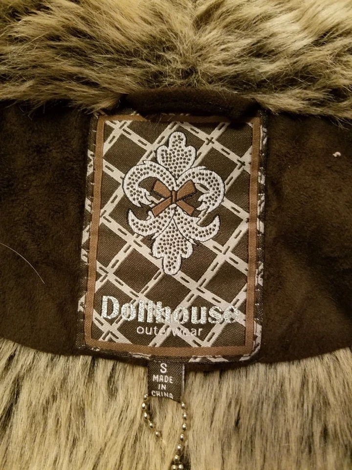 NUEVO ABRIGO CASA DE MUÑECAS pequeño chaleco de gamuza sintética/piel sintética carbón 3 botones de cuerno Foto 3 de 4