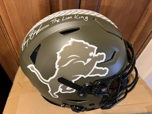 Barry Sanders Signed Lions STS “Lion King” Authentic SpeedFlex Helmet Schwartz