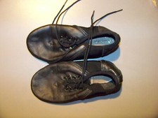 Girls Revolution Size 3M Split Dance Shoes Black EUC