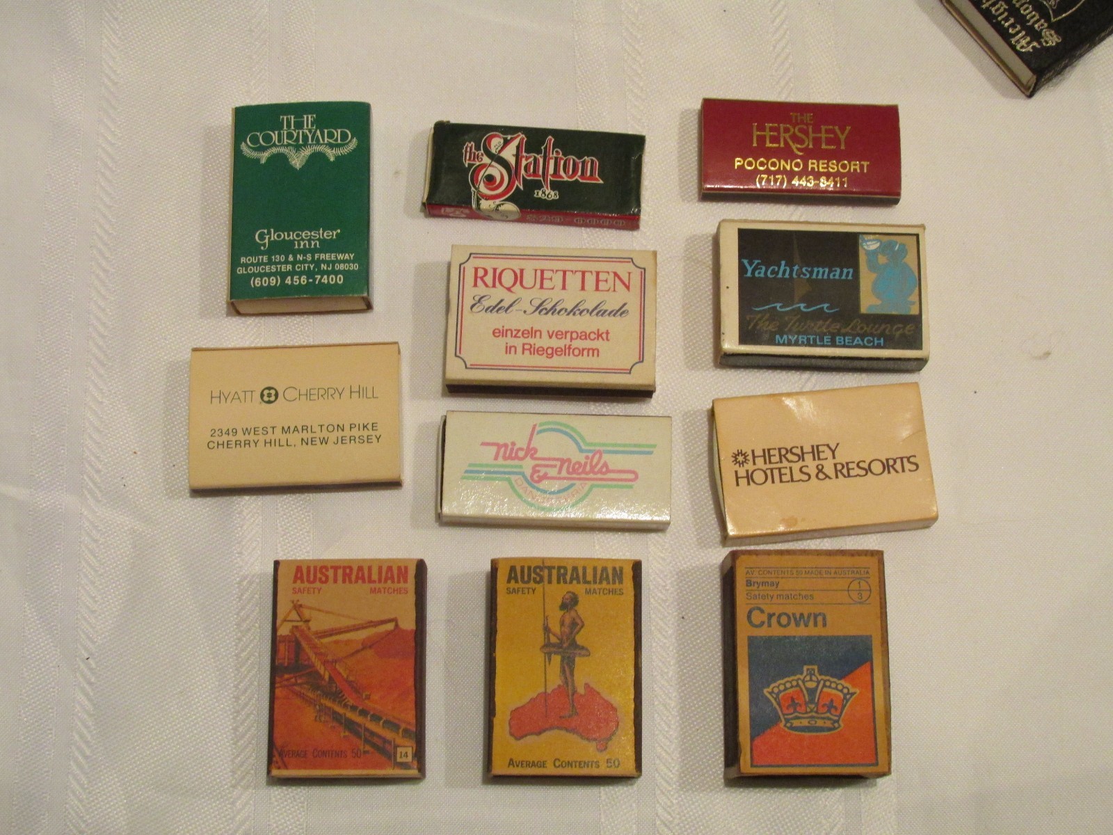 LOT OF 11 VINTAGE MATCHBOXES BRYMAY AUSTRALIAN ADVERTISING HOTELS