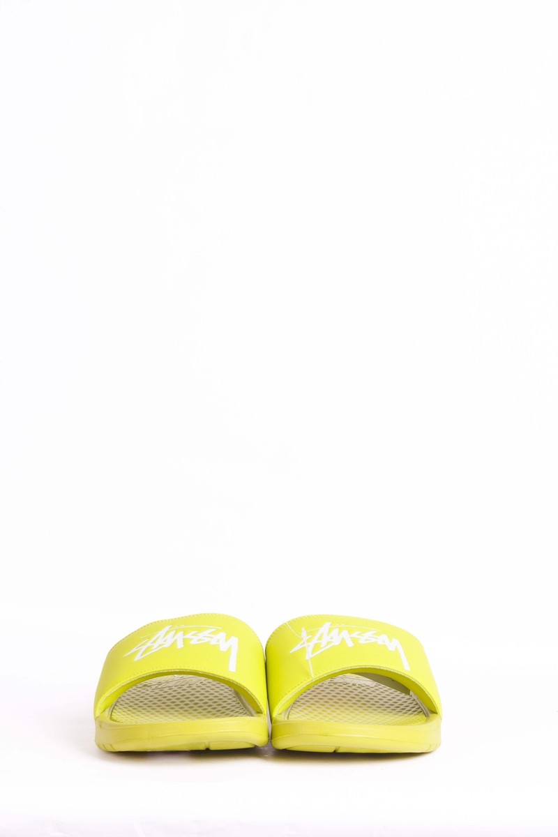 【Nike x Stussy】 Benassi Slide Volt Nike x Stüssy Benassi Slide 'Volt' (2020) | eBay