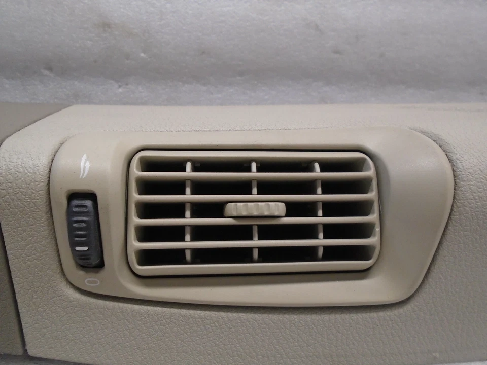 DK90505 05-09 VOLVO S60 LADO DEL PASAJERO DELANTERO PILAR MOLDURA BEIGE/TOSTADO OEM Foto 4 de 4