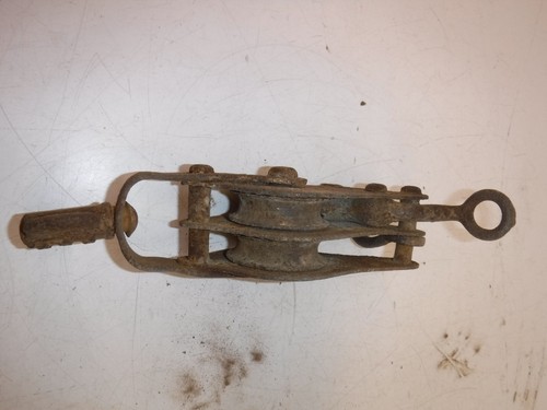 Vintage Double Pulley Block Tackle Hoist Farm House Rustic Industrial. Chipped. - Picture 8 of 13