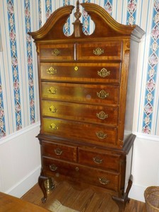 Antique Queen Anne Mahogany Highboy Chest Ebay