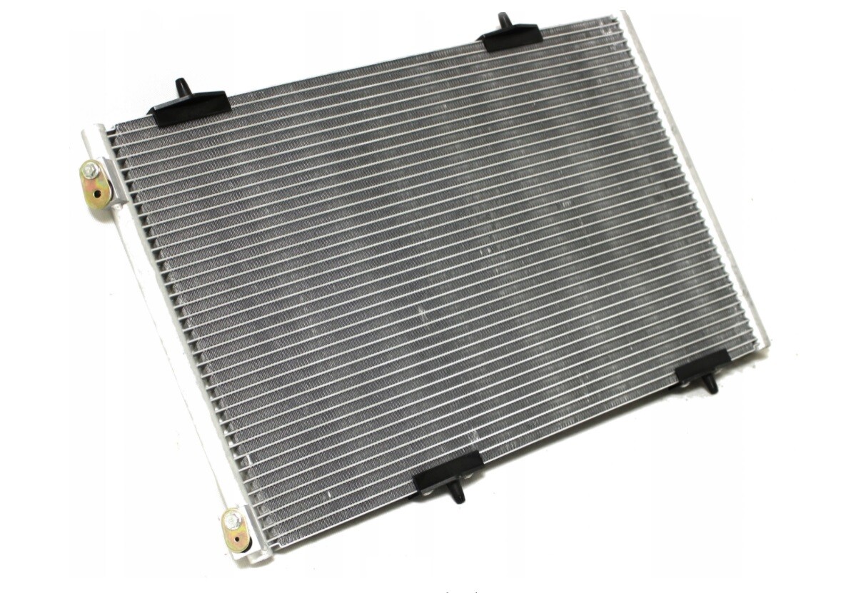 Radiateur de climatisation Citroën C-Élysée pour réparer une fuite d'air frais sur Peugeot 301