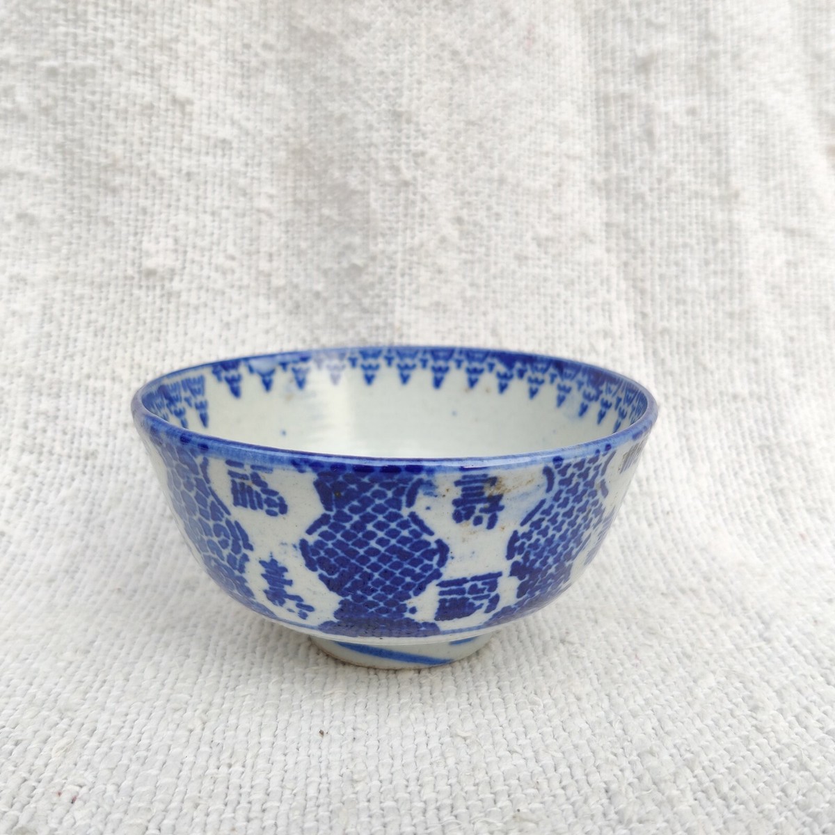 Vintage Blue White Porcelain Chinese Artwork Bowl Decorative