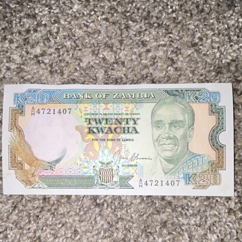 Zambia 20 Kwacha Banknote AH4721407 Paper Money Uncertified Ungraded Circulated