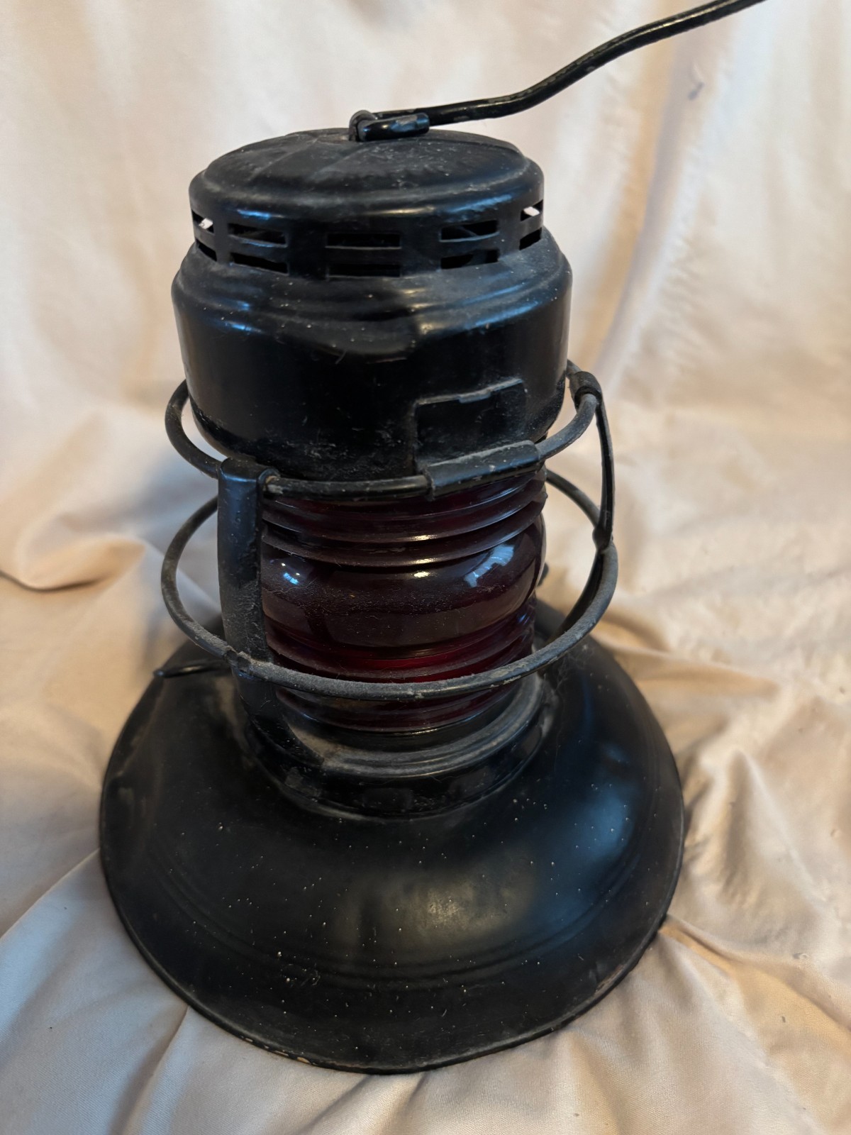 2 Vintage Lanterns No. 40 Traffic Gard Embury Warsaw NY USA Red Globe Dietz