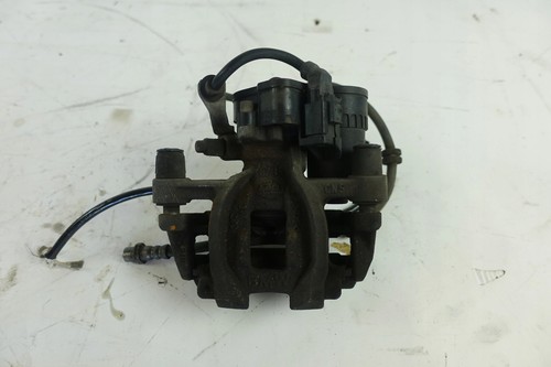 BMW 2 F46 Bremssattel hinten links