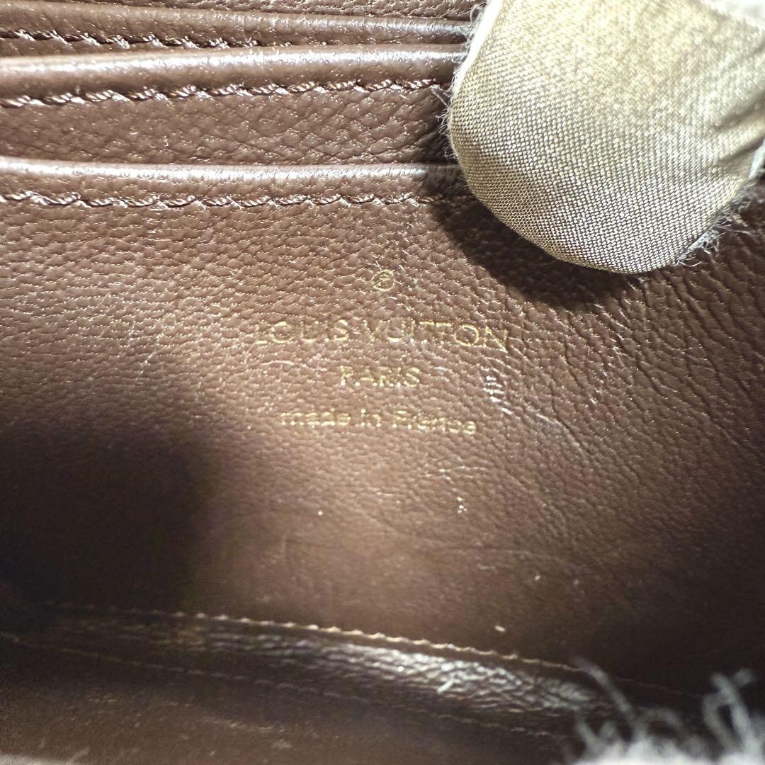 Excellent Condition Louis Vuitton Python Monogram… - image 6