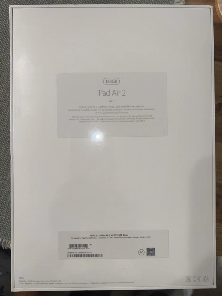 Apple iPad Air 2 A1566 128 GB, Wi-Fi, 9.7 in - Silver - Image 2 of 4