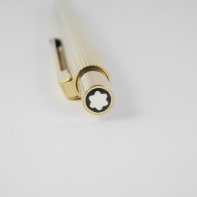 Montblanc Slim line Gold Plated Ballpoint Pen (Blue Ink) FREE