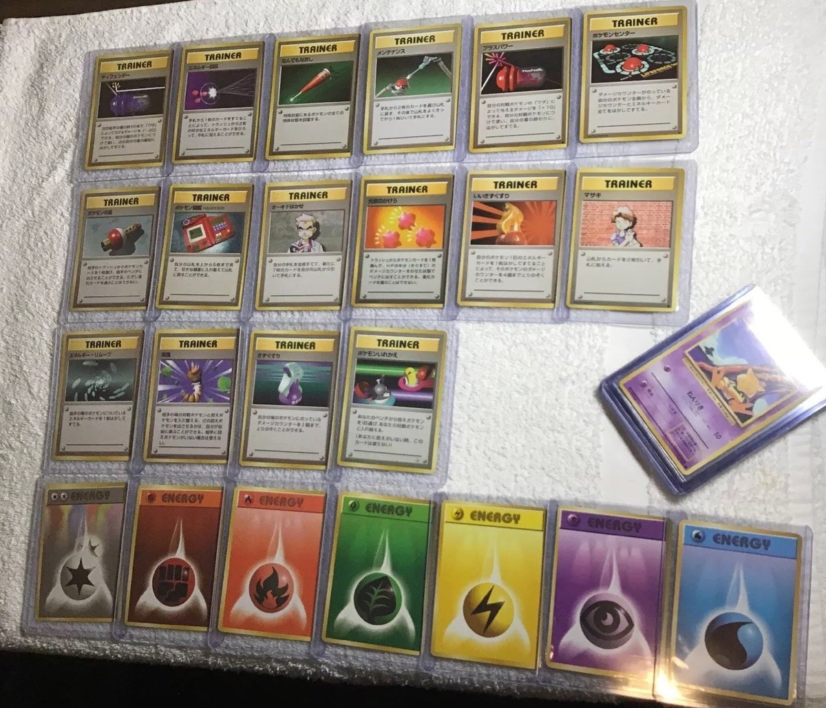 Pokemon BASE JAPANESE COMPLETE CARD SET (102/102) Charizard