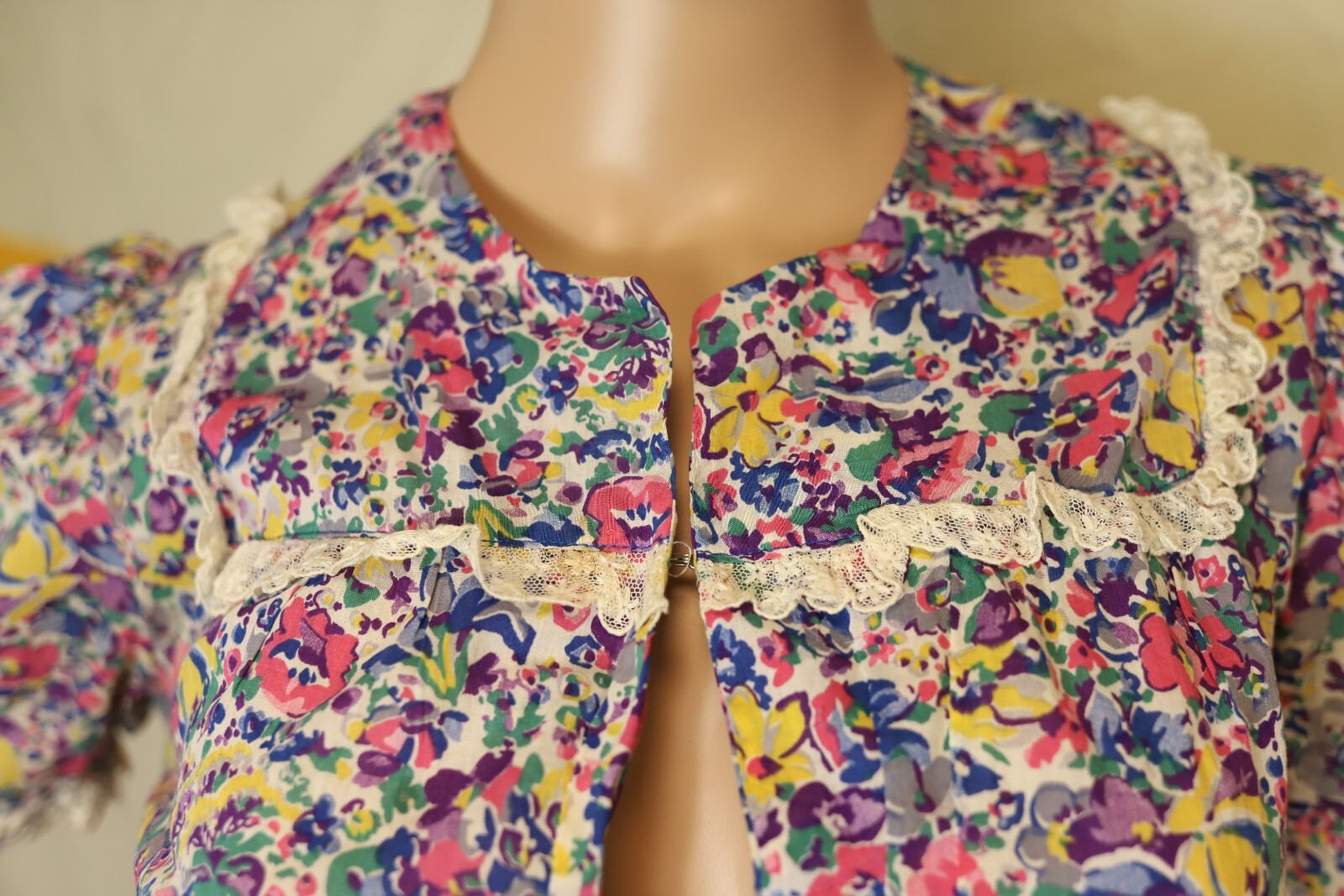 🌸Vibrant 30's/40's Lady Alice California Juniors… - image 4