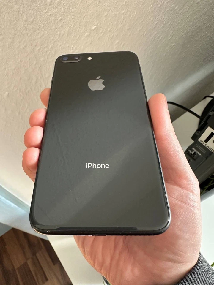 Apple Iphone 8 Plus 64GB voll funktionsfähig - Bild 4 von 4
