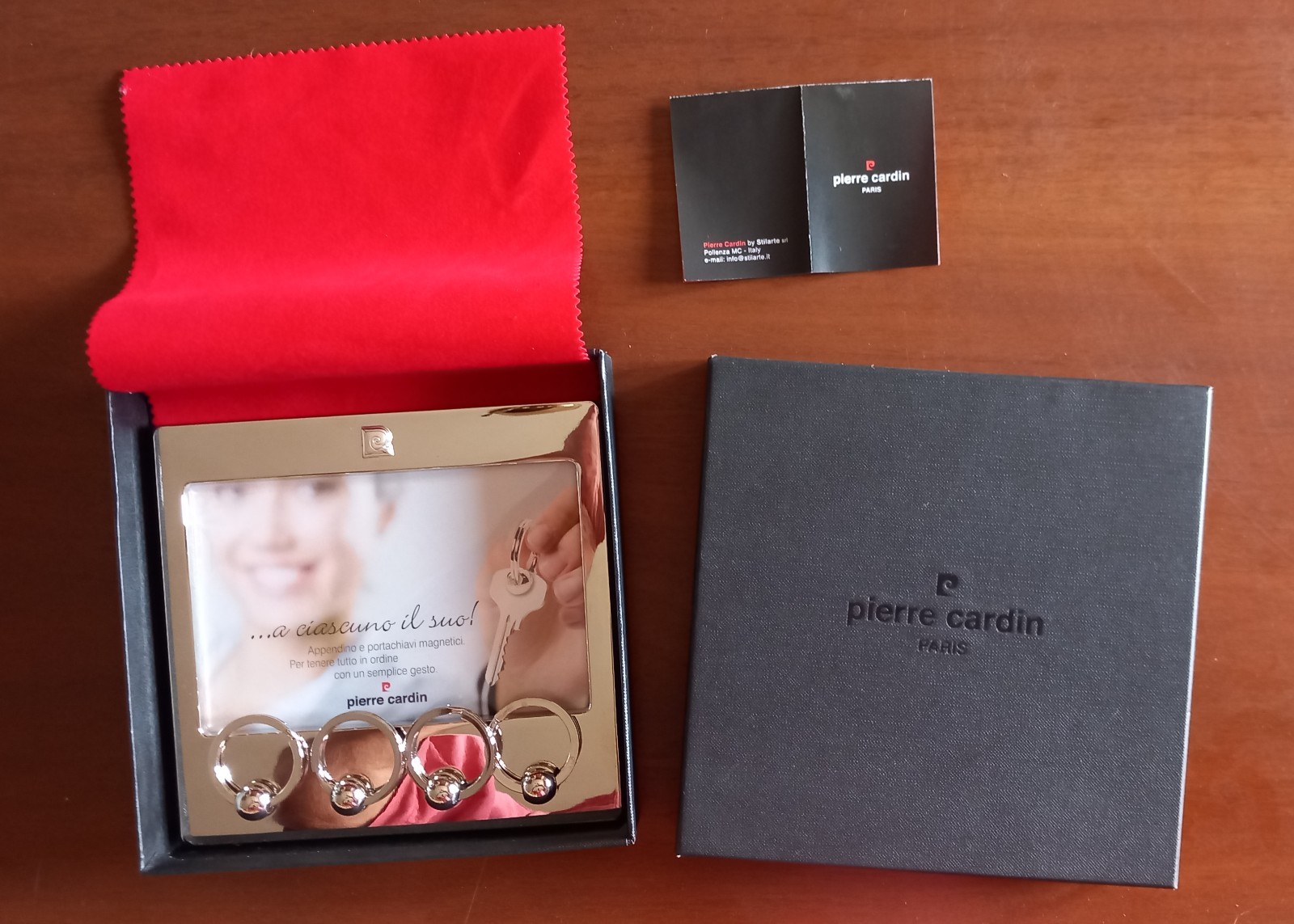Portachiavi Magnetico Pierre Cardin in Argento - Regalo Casa Elegante