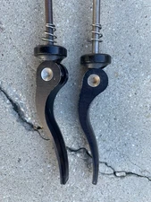 Vintage Salsa flip-off No Logo QR Skewer set - F&R - Black Anodized 100/135