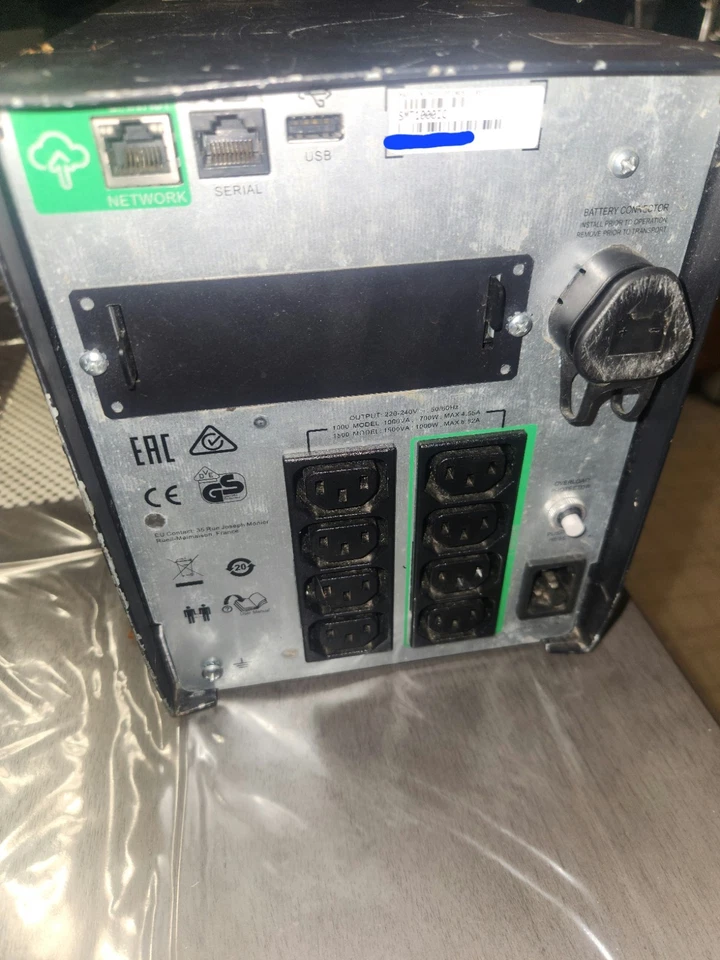 APC SMART UPS - SMT1000IC - Image 4 of 4