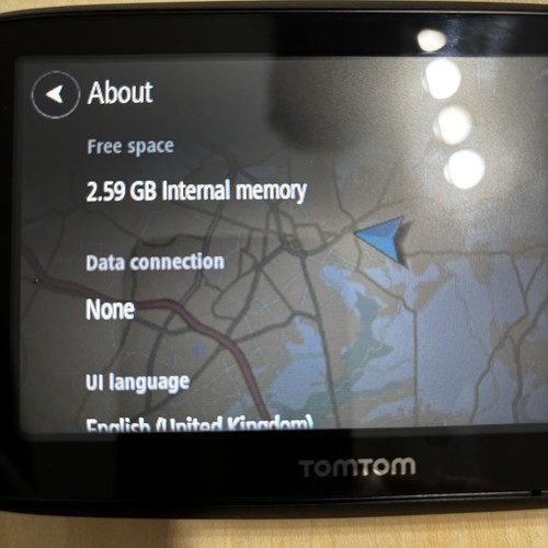 TomTom 5PN500210R Go Essential GPS Navigation Device - Black B172. - Picture 10 of 11