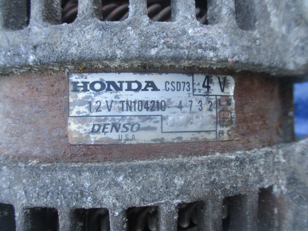 06-11 Honda Civic K20Z3 OEM alternator assembly CSD73 Denso