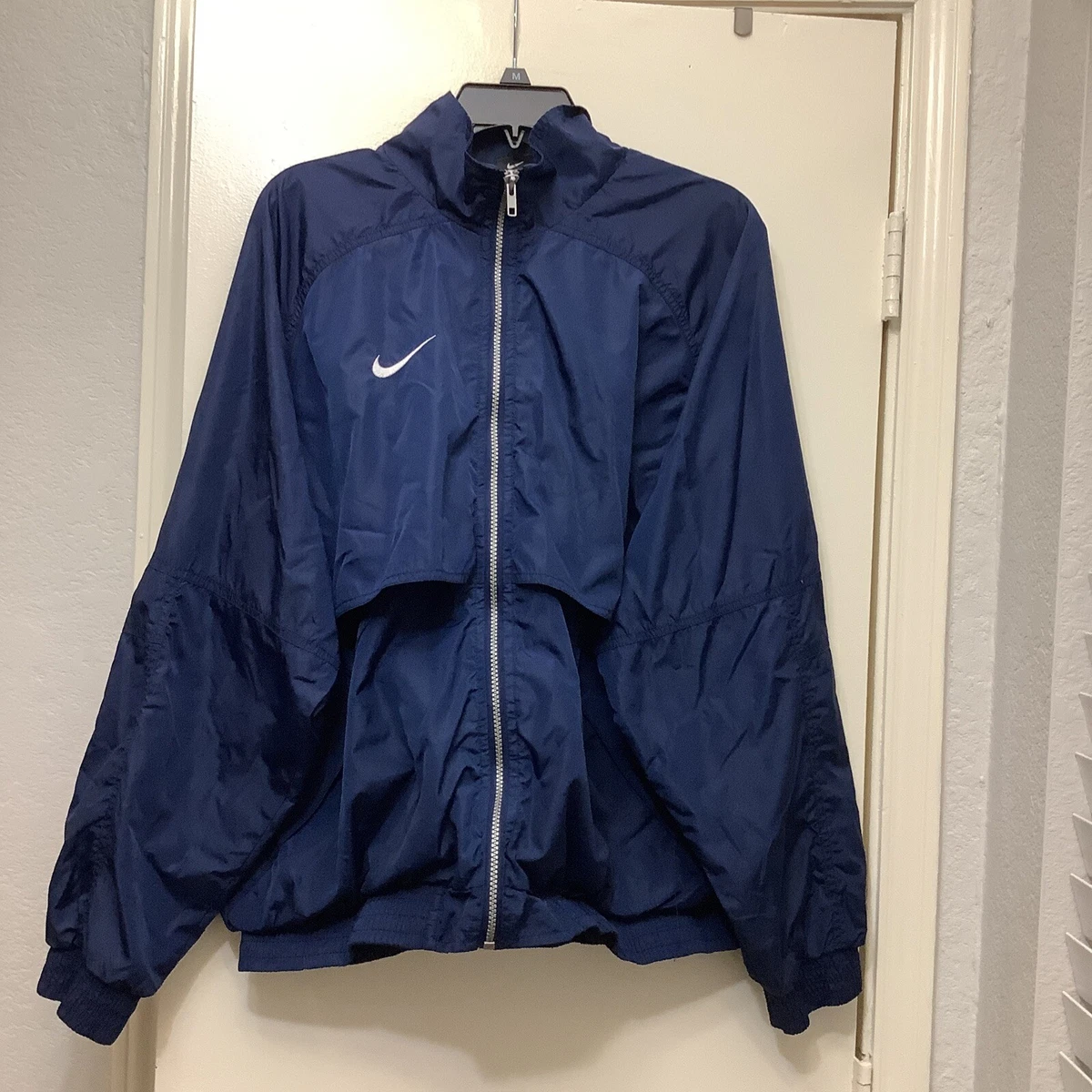 Academy nike cheap windbreaker