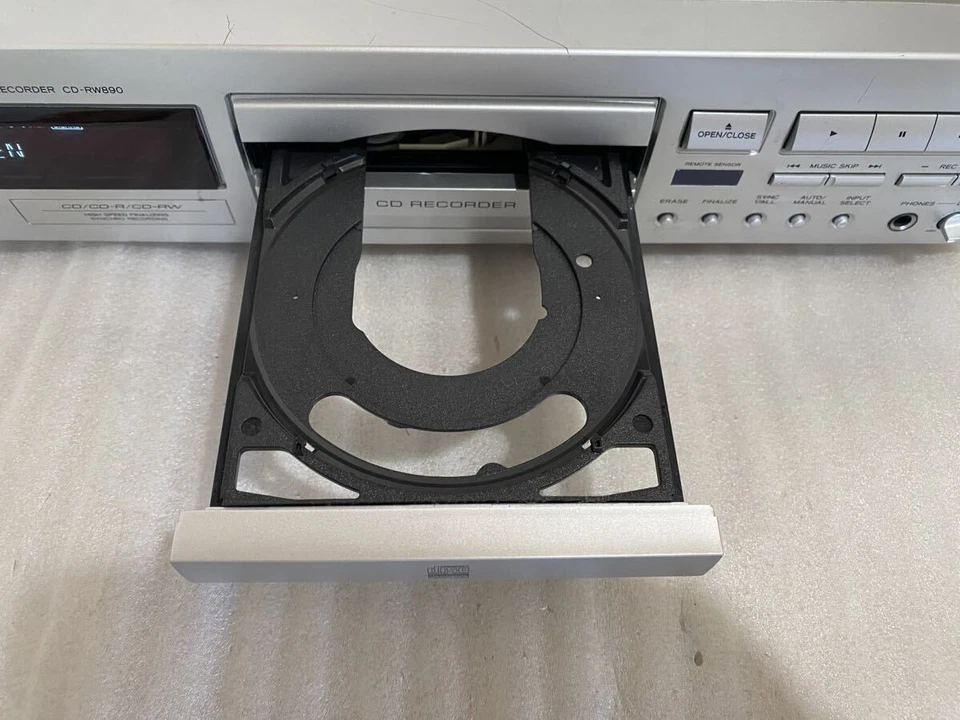 TEAC CD-RW890MKII CD Recorder Player Audio Recording & Playback - Image 4 of 4