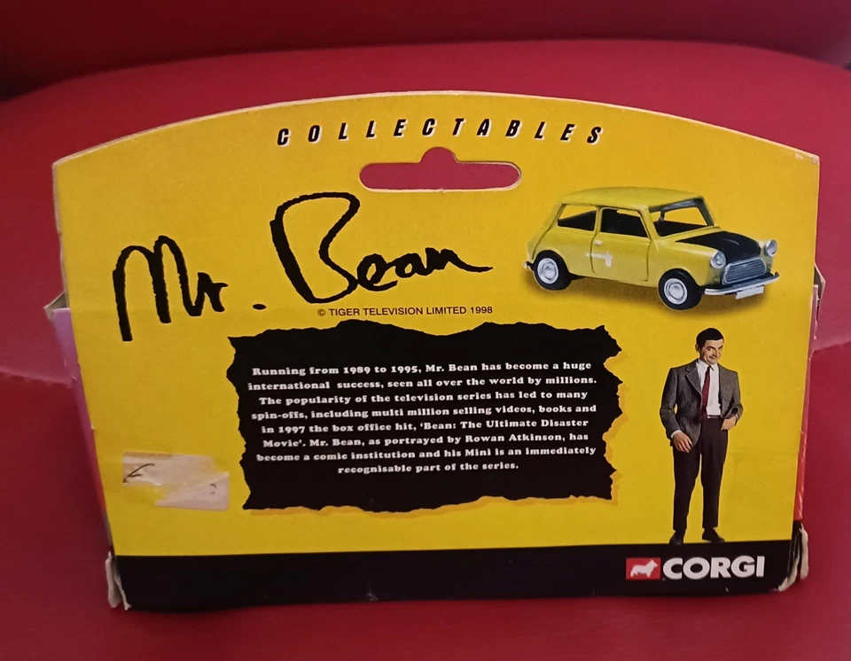 CORGI CLASSICS 1/43 MODELLO AUTO DIECAST AUSTIN MINI DI MR BEAN IN SCATOLA 61211 - Immagine 4 di 4