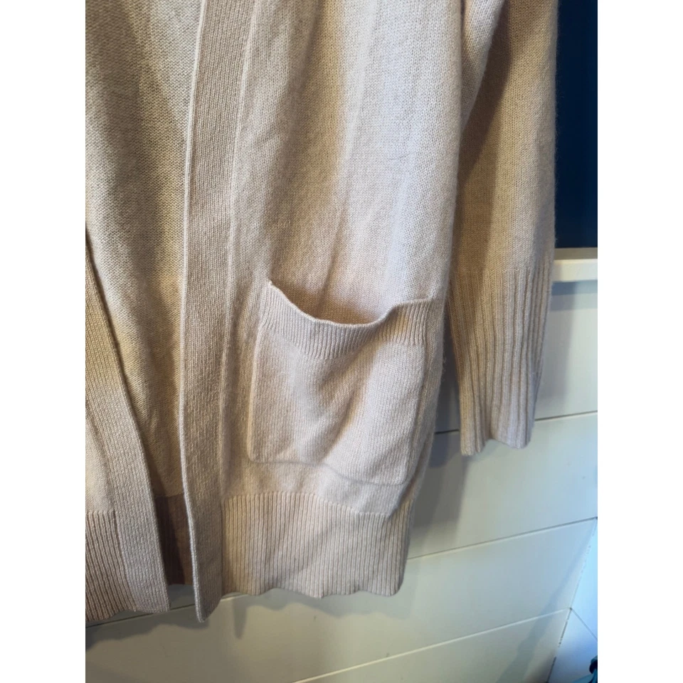 Blanco + Warren | Cárdigan abierto con parche 100 % cachemir tostado | Talla XS Foto 3 de 4