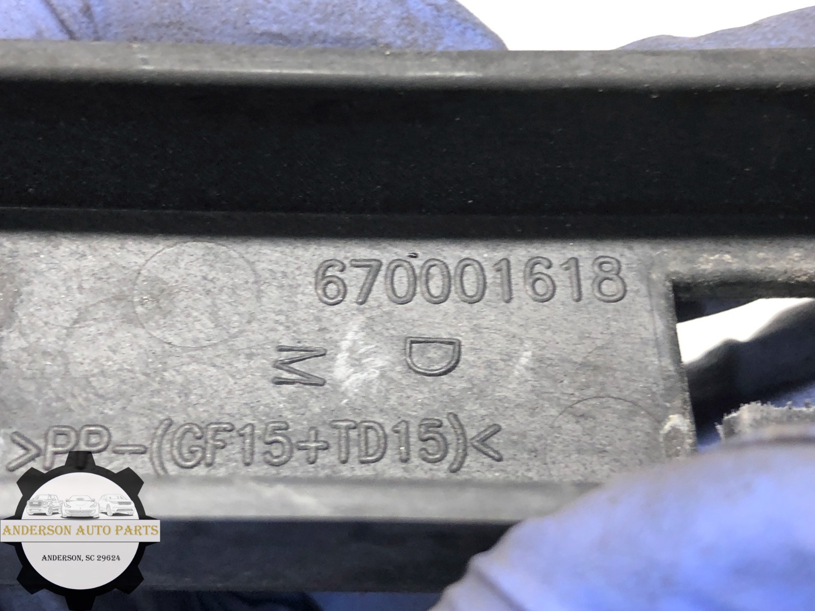 2014-2016 MASERATI QUATTROPORTE LEFT RIGHT REAR BUMPER MOUNT BRACKET OEM