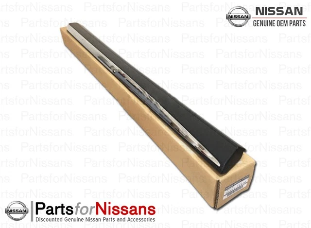 Moldura inferior original Nissan 80871-1AA2B Foto 2 de 4