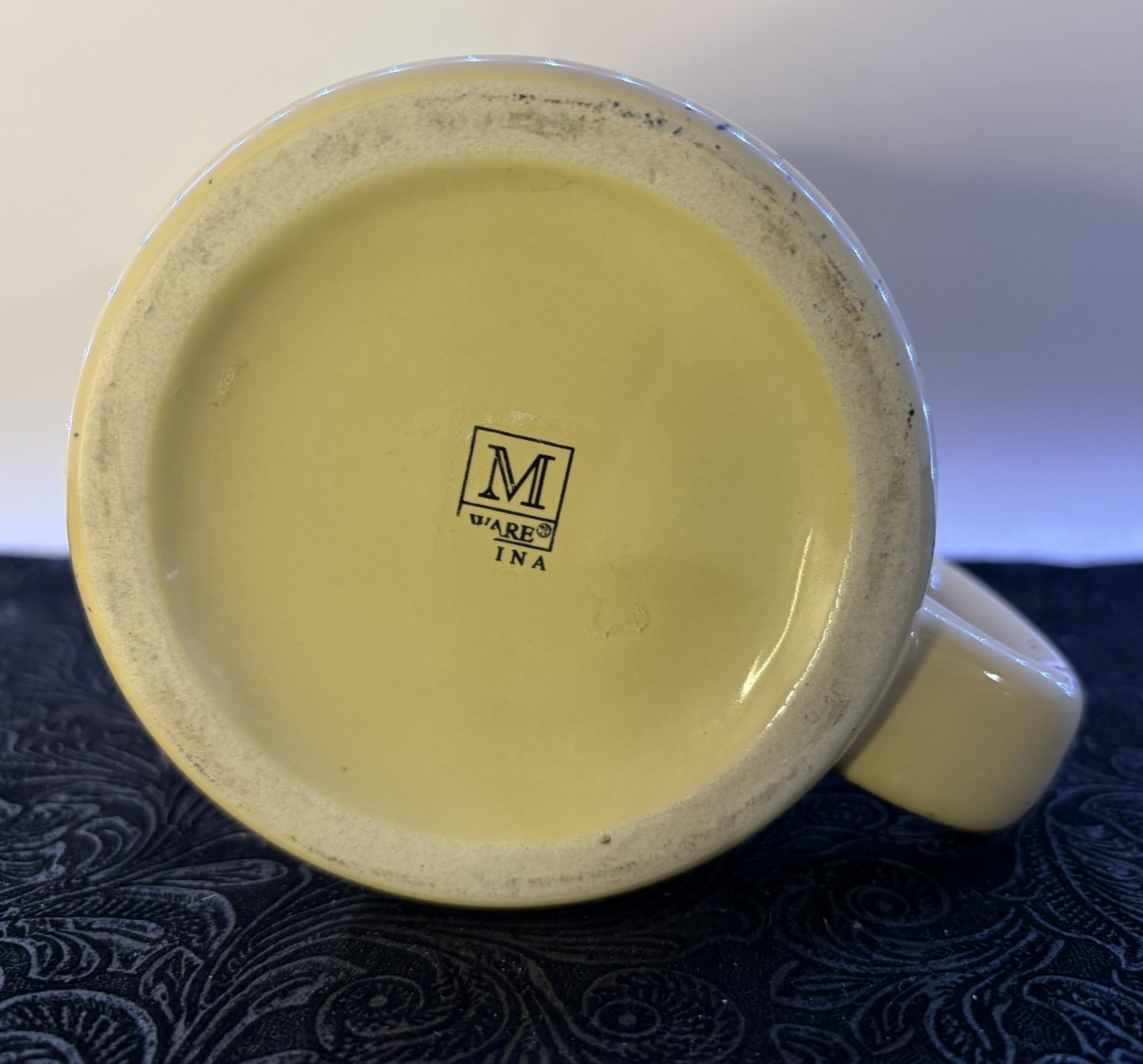 Williamsburg VA Themed Heavy Campfire Yellow Speckled Mug  - Ceramic M Ware