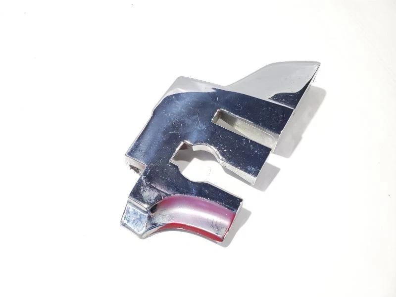 1977 Mercedes-Benz 450SL OEM Top Left Hinge Cover 1076930135 - Image 2 of 4