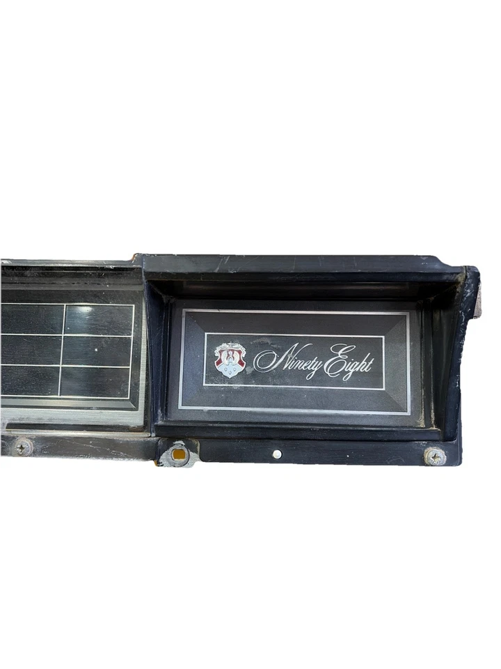 Oldsmobile 98 Delta 1987 cuadro de instrumentos calibre 113.306 millas velocímetro Foto 2 de 4