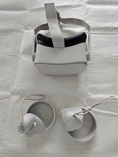 OCULUS Quest 2 Meta  128GB Advanced All-in-one VR Headset Controllers READ