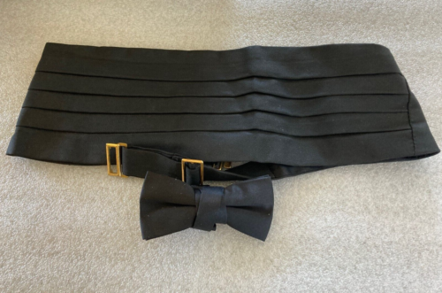 Vintage Black Cummerbund and Bow Tie Set Silky Satin Polyester - Picture 1 of 4