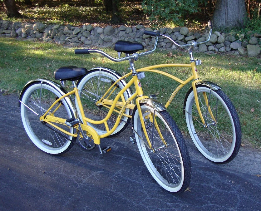 Schwinn legacy hotsell beach cruiser yellow