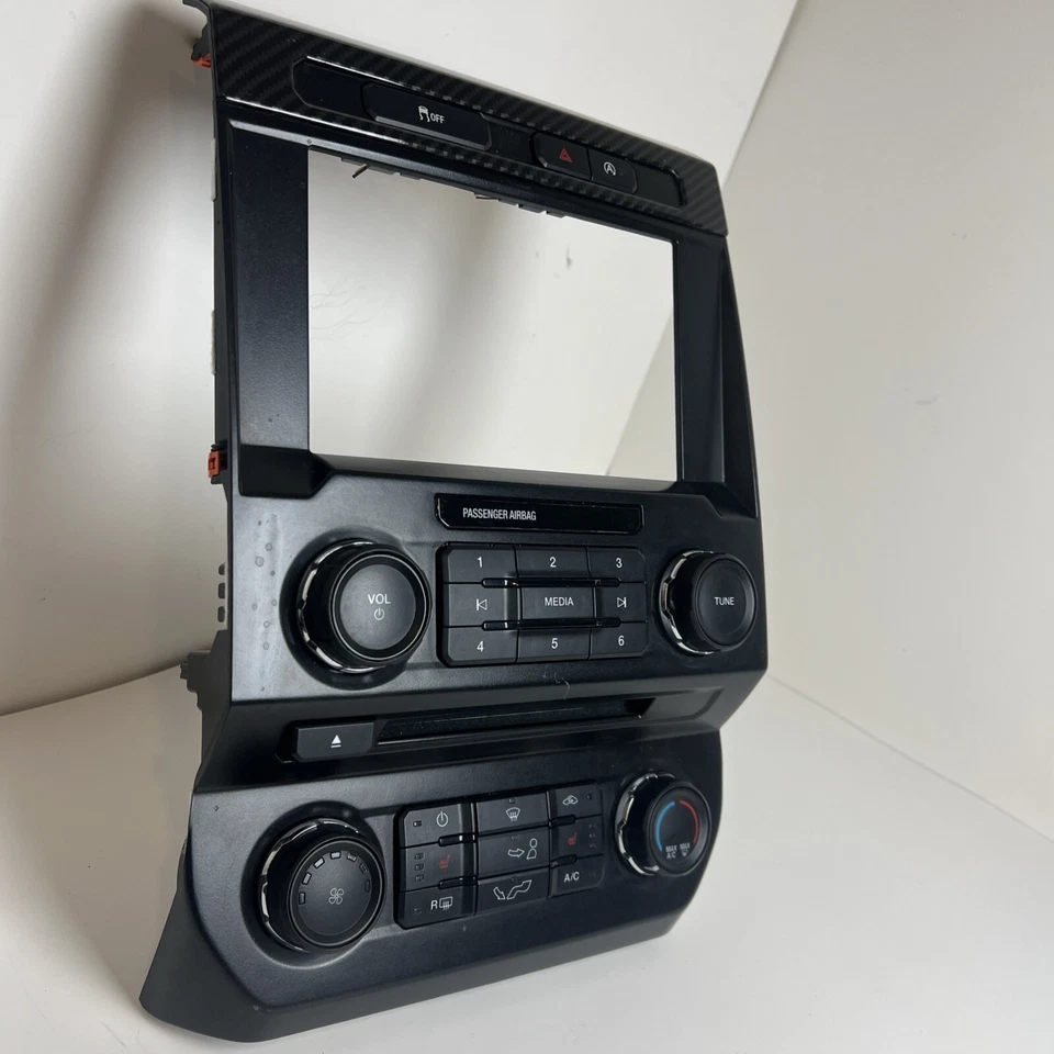 2018 FORD F150 AUDIO RADIO CD CLIMATE CONTROL BEZEL JL3T-18E243-CDE OEM - Imagem 4 de 4